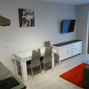Sandra Apartament